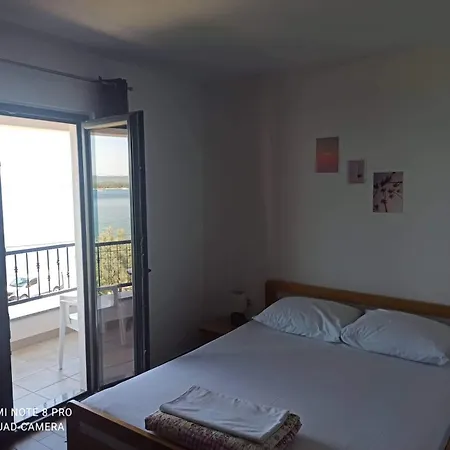 Mera Lägenhet Ugrinici